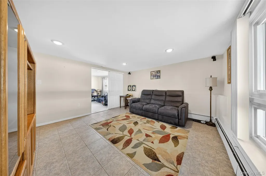 141 Cold Spring Road Syosset NY 11791