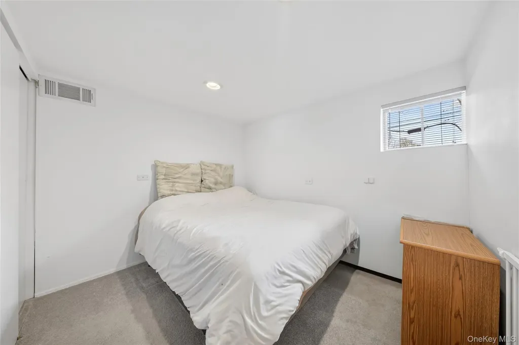 141 Cold Spring Road Syosset NY 11791
