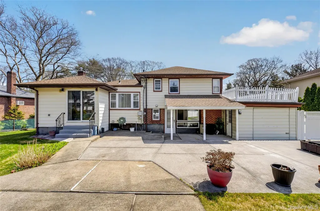 141 Cold Spring Road Syosset NY 11791