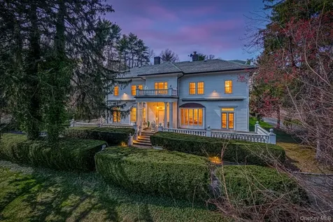 365 E Shore Road Kings Point NY 11023