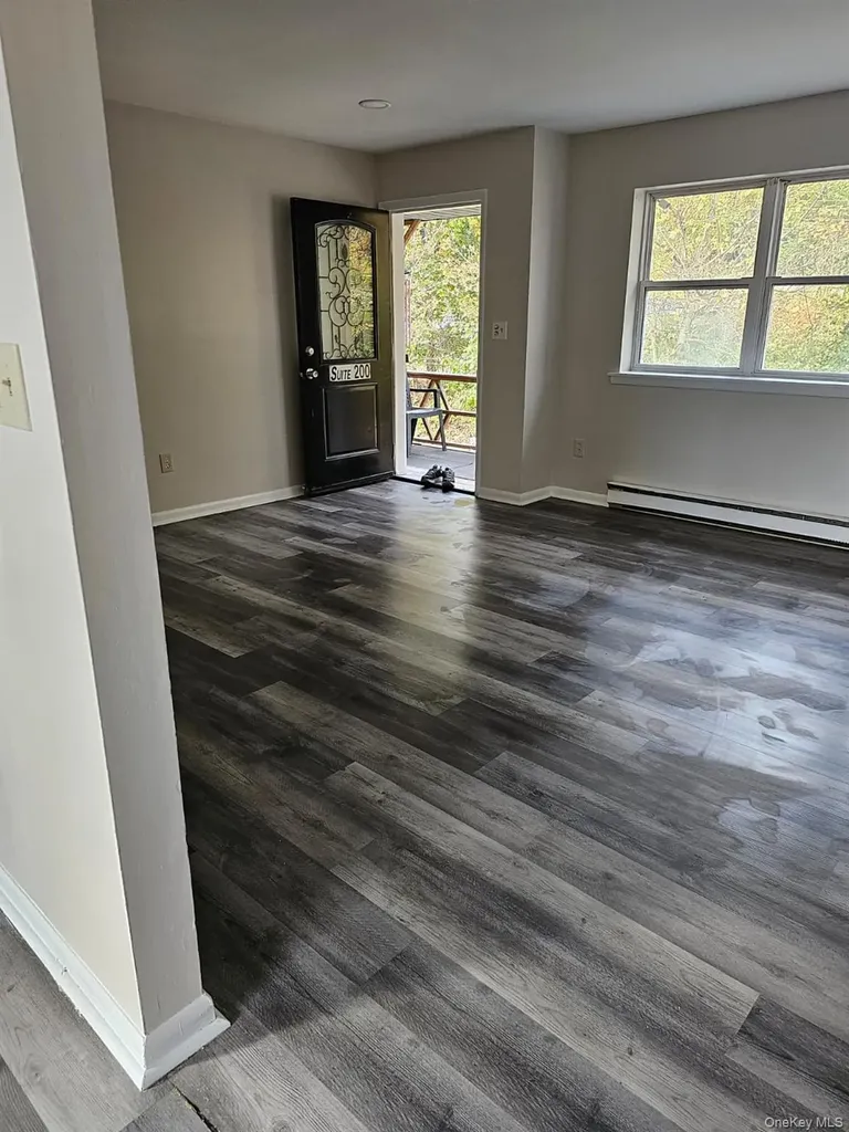 109 Caesar Lane New Windsor NY 12553