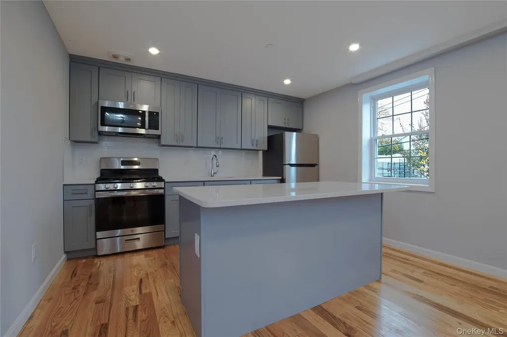 7036 70th Street Glendale NY 11385