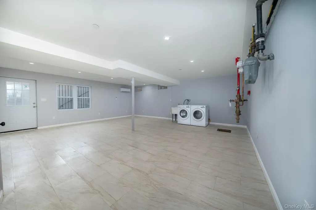 7036 70th Street Glendale NY 11385