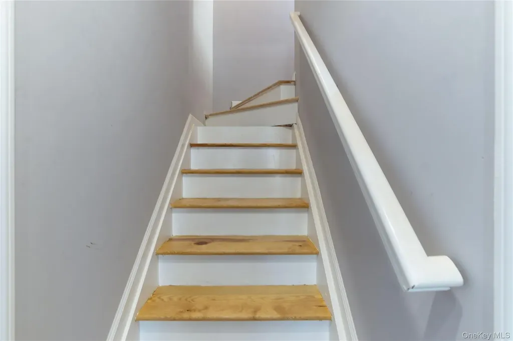 7036 70th Street Glendale NY 11385