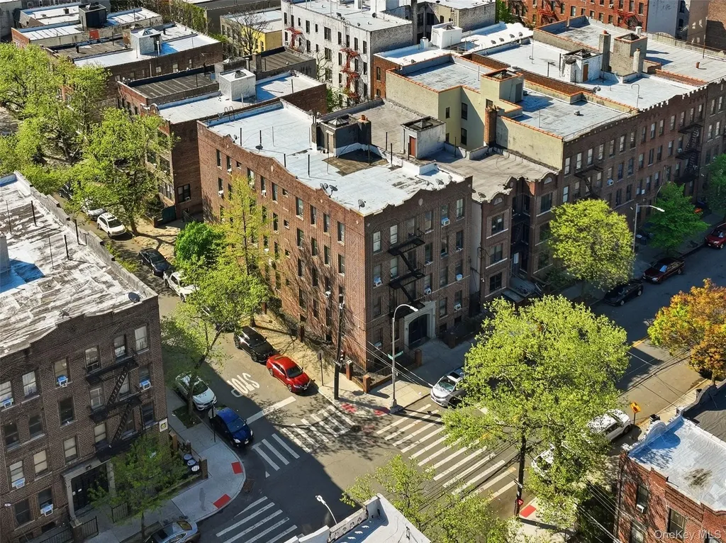 1084 Willmohr Street Brooklyn NY 11212