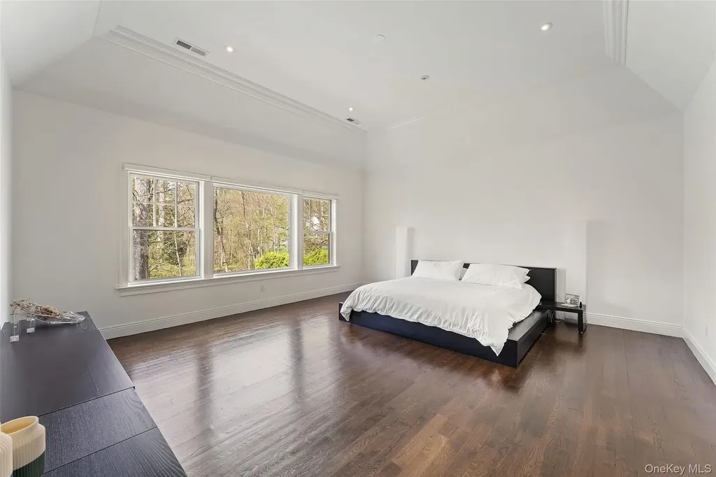 20 Brookline Road Scarsdale NY 10583