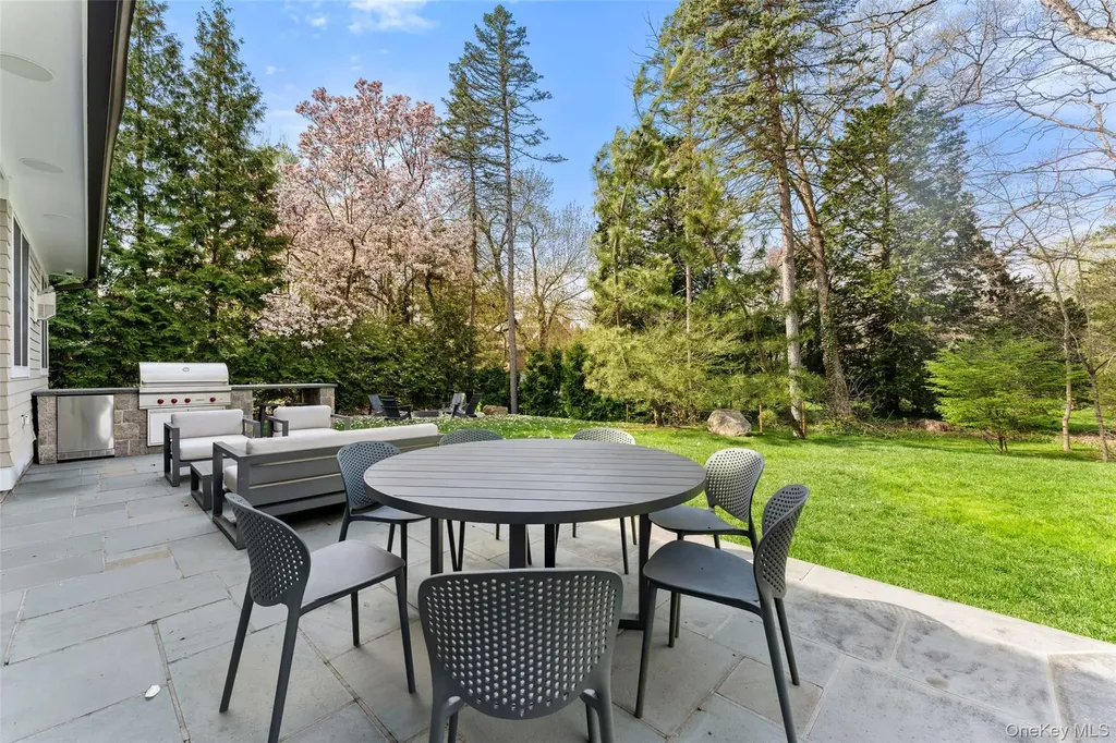 20 Brookline Road Scarsdale NY 10583