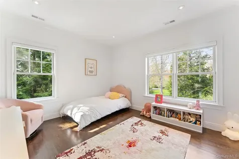 20 Brookline Road Scarsdale NY 10583