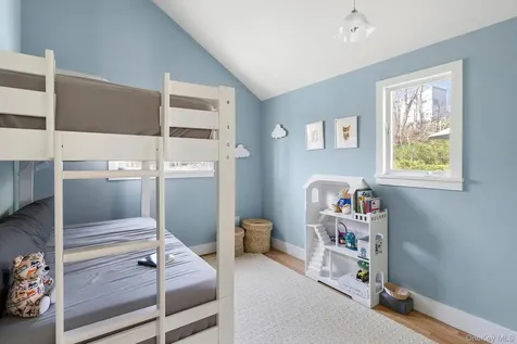 33 Peters Path East Hampton NY 11937