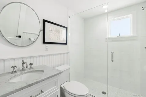 33 Peters Path East Hampton NY 11937