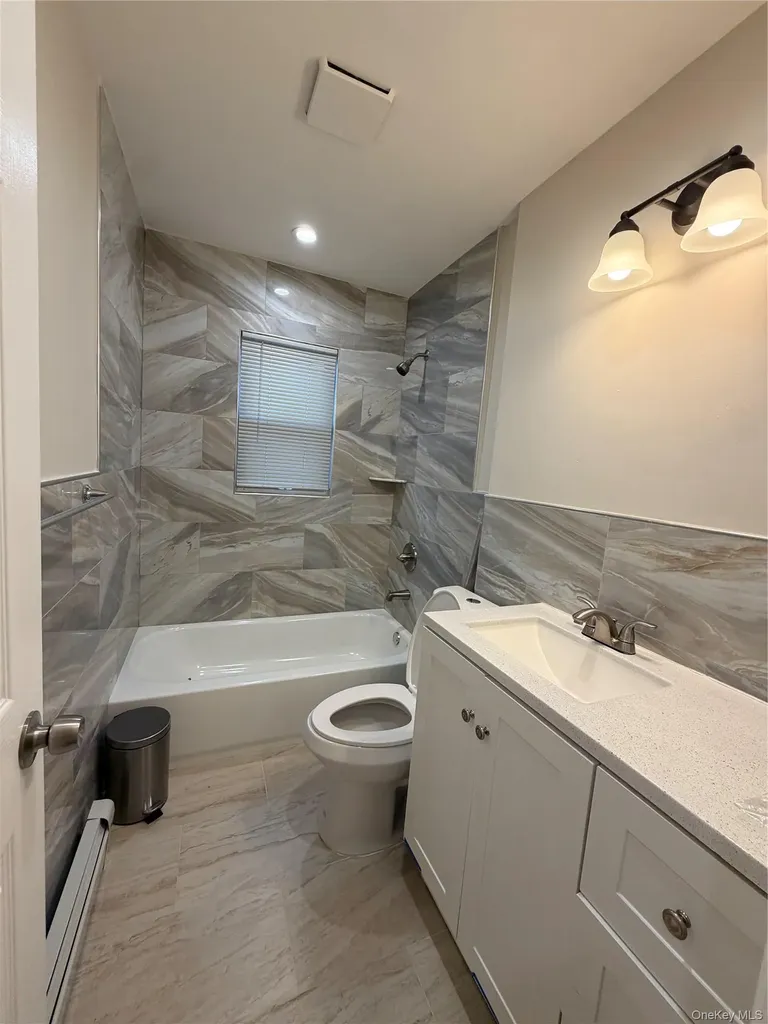 21 W Centennial Avenue Roosevelt NY 11575