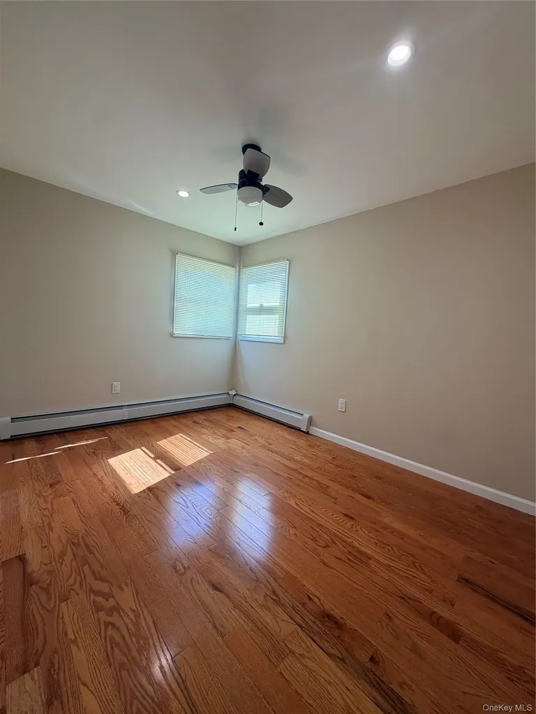 21 W Centennial Avenue Roosevelt NY 11575