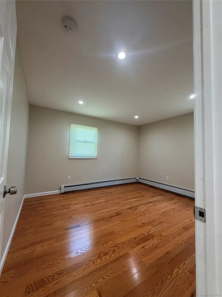 21 W Centennial Avenue Roosevelt NY 11575