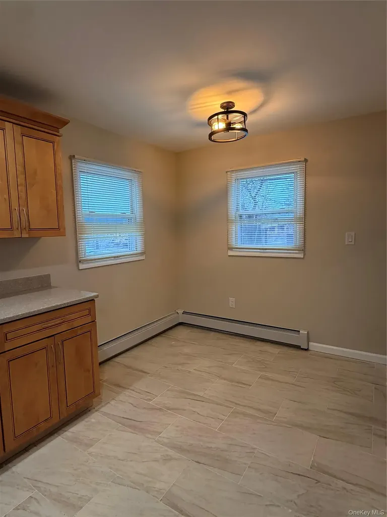 21 W Centennial Avenue Roosevelt NY 11575