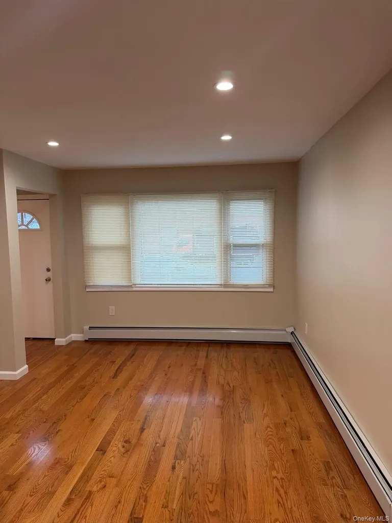 21 W Centennial Avenue Roosevelt NY 11575