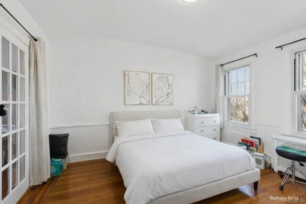 150 Burns Street Forest Hills NY 11375