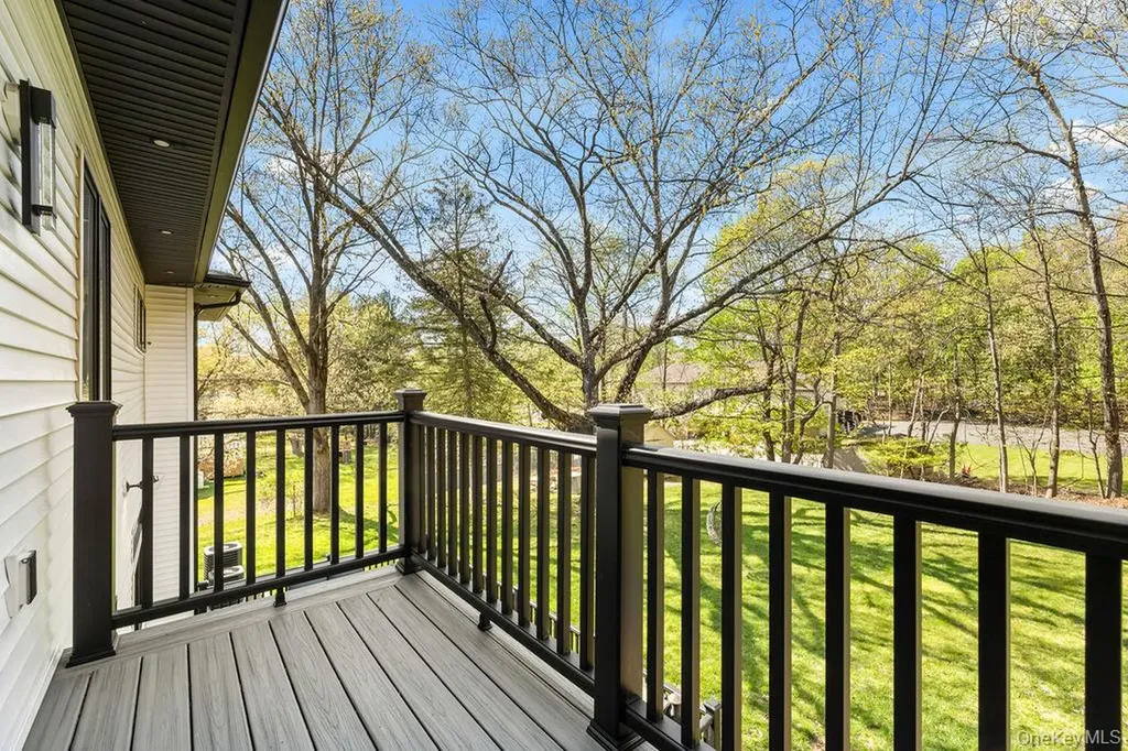 5 Blue Bird Road Monsey NY 10952
