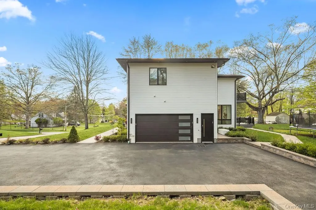 5 Blue Bird Road Monsey NY 10952