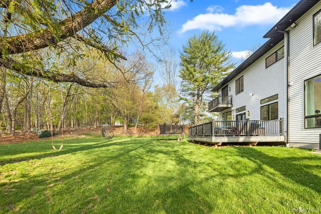 5 Blue Bird Road Monsey NY 10952
