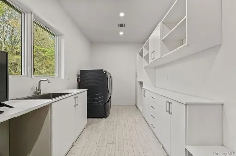 5 Blue Bird Road Monsey NY 10952