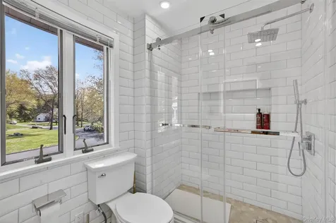 300 Chestnut Court Yorktown Heights NY 10598