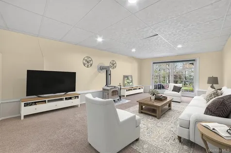 300 Chestnut Court Yorktown Heights NY 10598