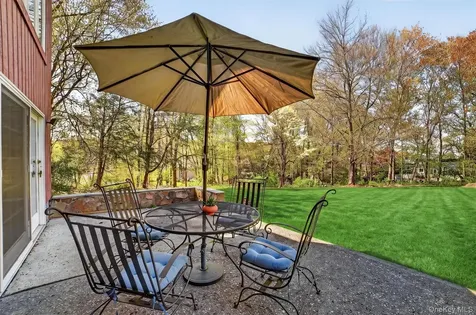 300 Chestnut Court Yorktown Heights NY 10598
