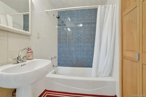 300 Chestnut Court Yorktown Heights NY 10598