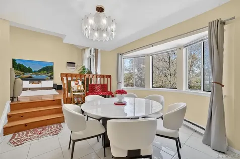 300 Chestnut Court Yorktown Heights NY 10598