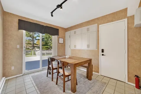 300 Chestnut Court Yorktown Heights NY 10598