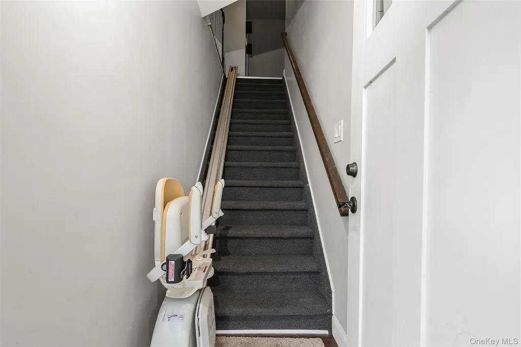 39 Bay Shore Avenue Bay Shore NY 11706