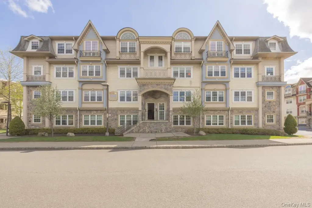 7 Elm Street Spring Valley NY 10977
