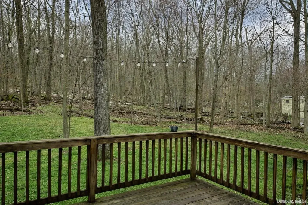 4 Briggs Lane Armonk NY 10504