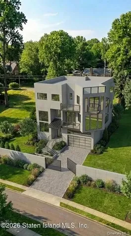 119 Coverly Avenue Staten Island NY 10301