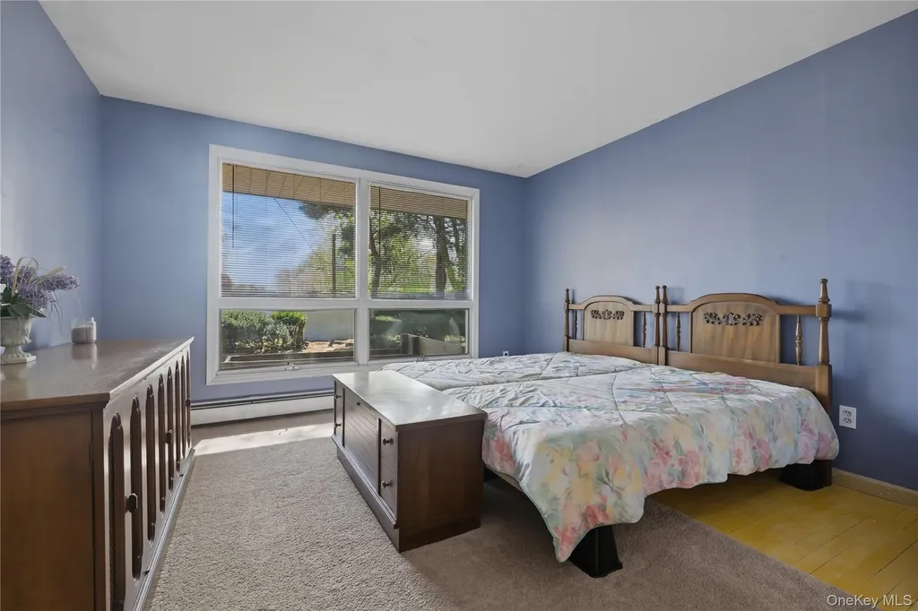 19 Gaymor Lane Commack NY 11725