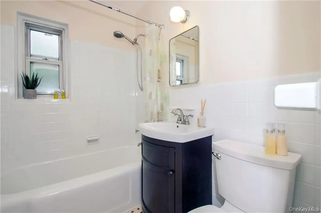330 S Broadway Tarrytown NY 10591