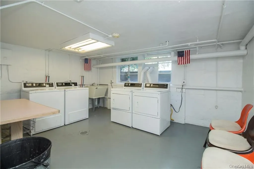 330 S Broadway Tarrytown NY 10591
