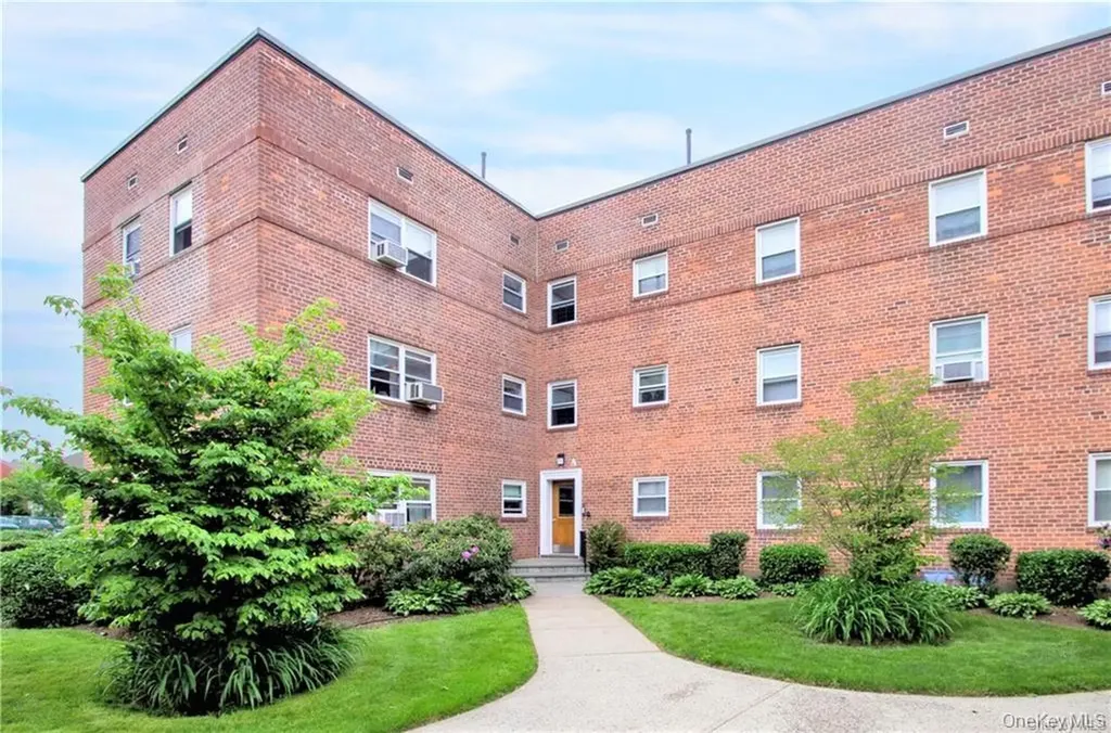 330 S Broadway Tarrytown NY 10591