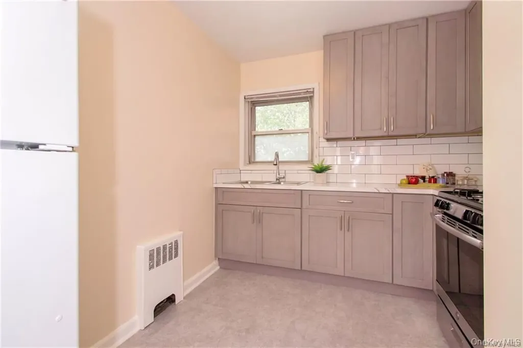 330 S Broadway Tarrytown NY 10591
