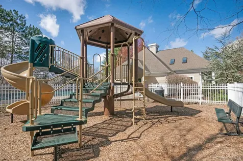 18 Briarbrook Drive Briarcliff Manor NY 10510