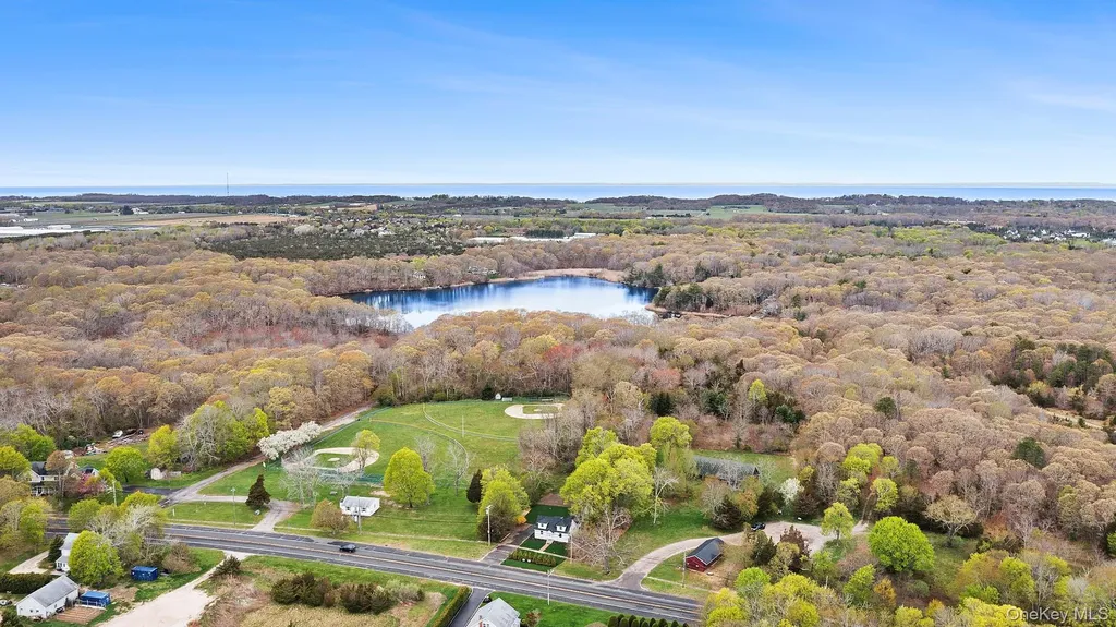 5075 Main Road Laurel NY 11948