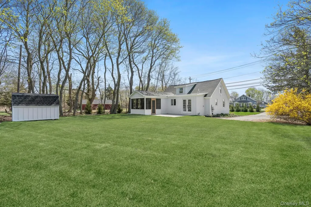5075 Main Road Laurel NY 11948