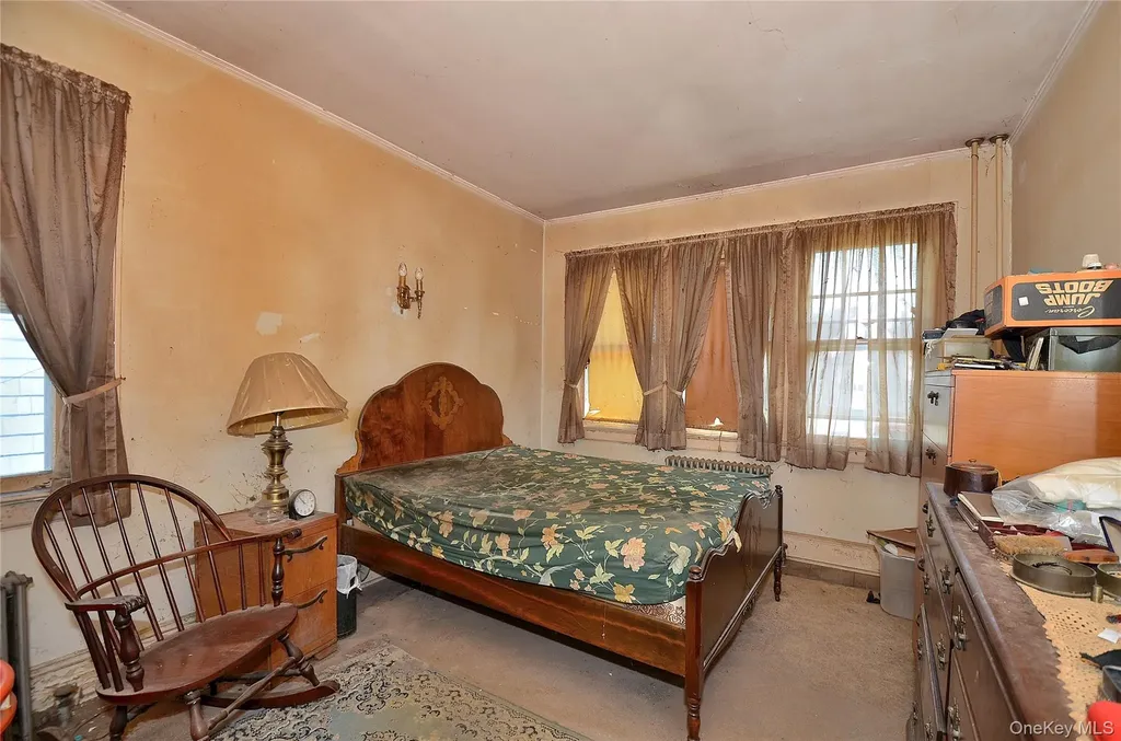 2586 Riverside Drive Wantagh NY 11793