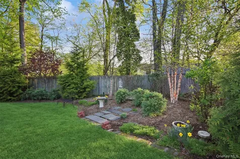 8 N Wodenethe Drive Beacon NY 12508