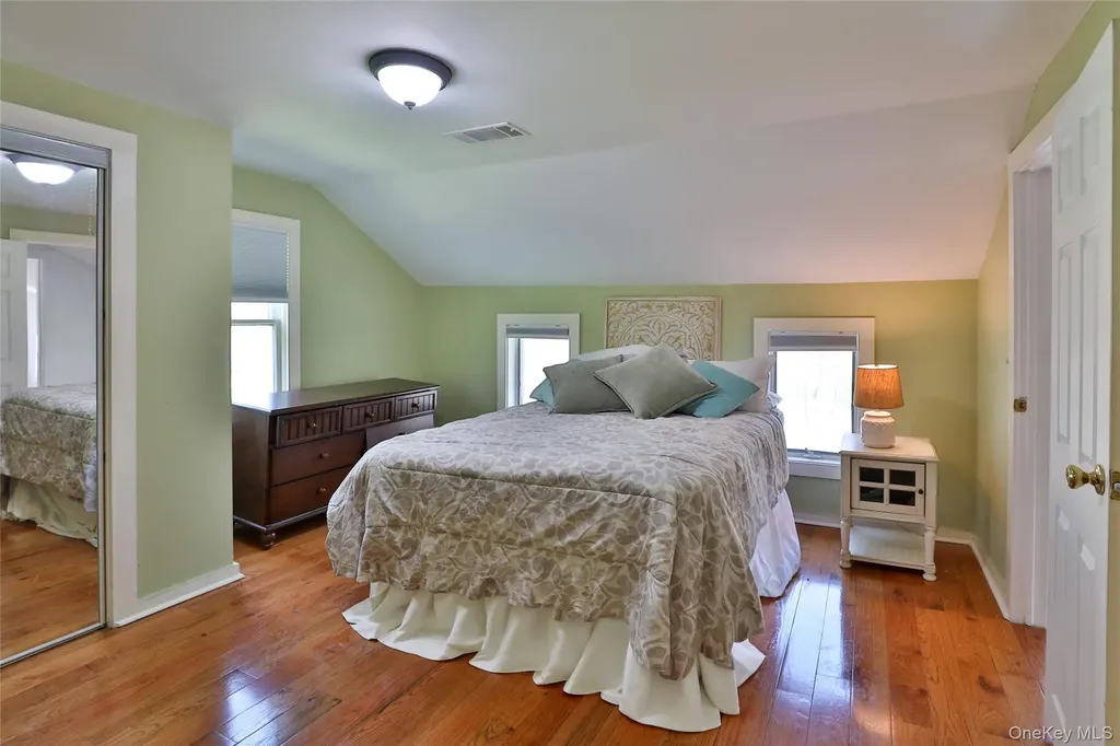 176 Williams Road Red Hook NY 12571