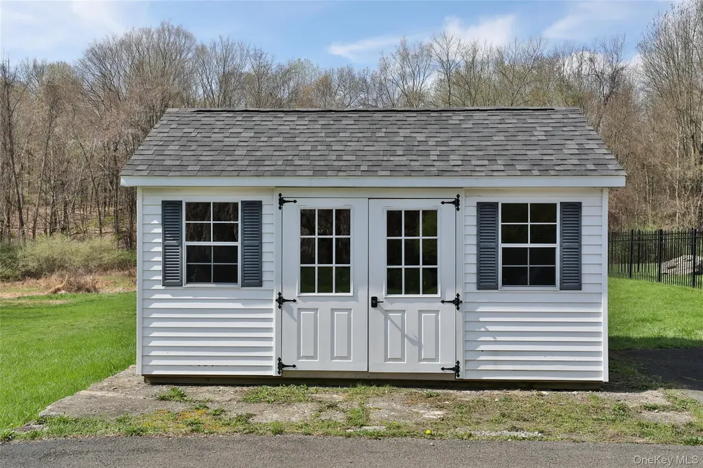 176 Williams Road Red Hook NY 12571
