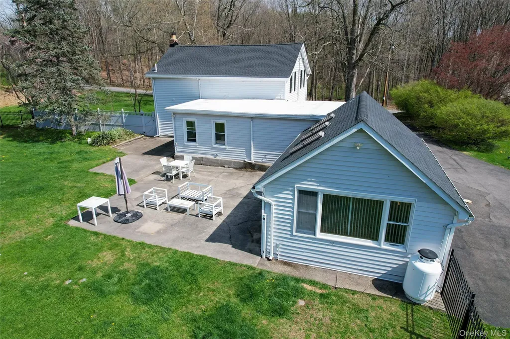 176 Williams Road Red Hook NY 12571