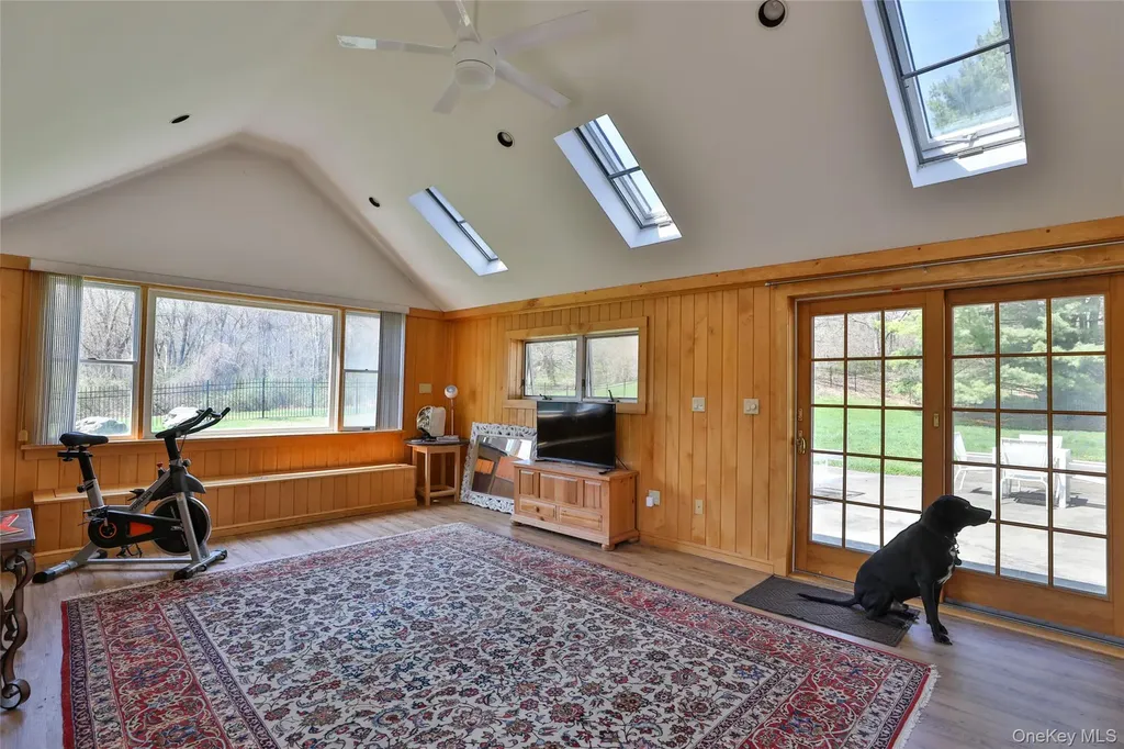 176 Williams Road Red Hook NY 12571