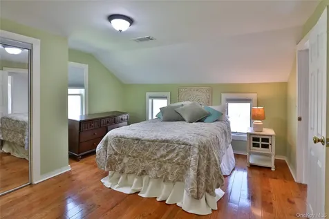 176 Williams Road Red Hook NY 12571