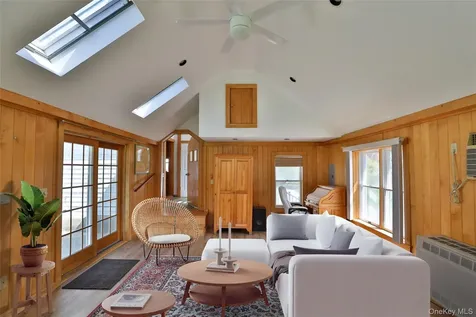 176 Williams Road Red Hook NY 12571